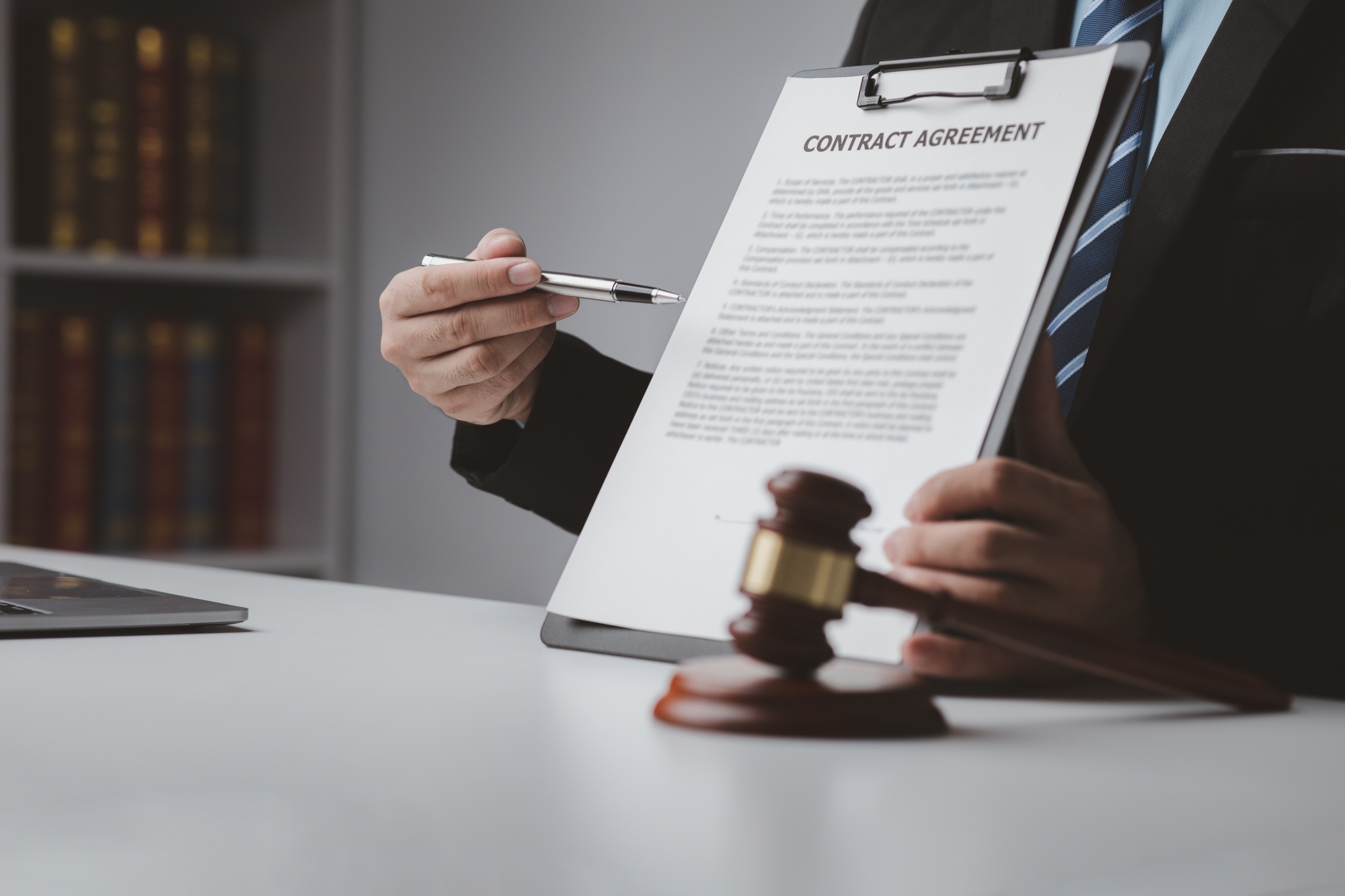 Lawyer who assists legal counsel with clients who are stuck in a lawsuit or want to file a lawsuit,